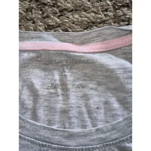 Escape the ordinary gray tee‎ size large thumbnail 3