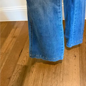 Judy Blue Denim Overalls Small Button Front Flare Leg Stretch Bib Jeans thumbnail 4