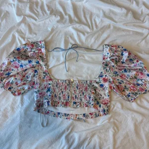 For Love & Lemons Juliet Floral Puff Shoulder Top thumbnail 5