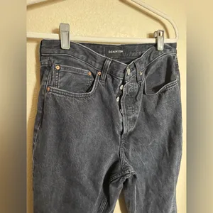 Aritzia‎ Denim Forum The BF High Rise Loose Jeans Size 29 in Black Washed thumbnail 4