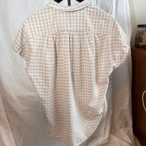 BDG Urban Outfitters womens gingham high low button front blouse. Size M. thumbnail 7