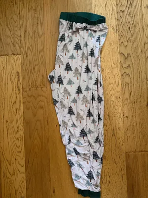 L - WILD WANDER - Cozy Tree-Print women bamboo Pajama Set - Green Trim thumbnail 3