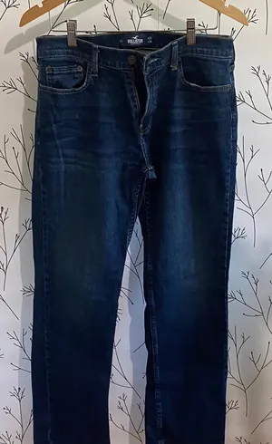 Hollister Deep Blue Jeans thumbnail 1