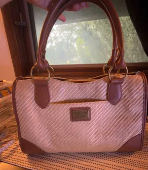 Frye and Co Straw Tote Handbag in Brown and Cream thumbnail 1