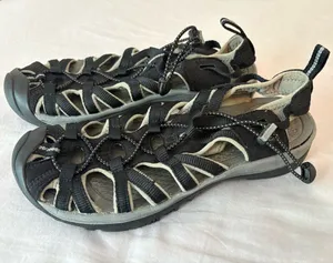 KEEN Newport H2 Waterproof Sport Sandals Black Gray Women’s 9.5 thumbnail 1