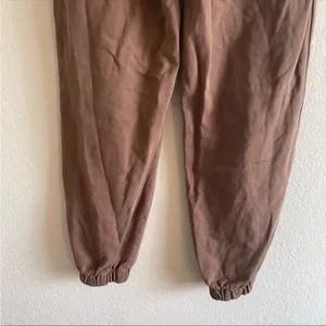 Brandy Melville John Galt Brown Rosa Sweatpants thumbnail 7