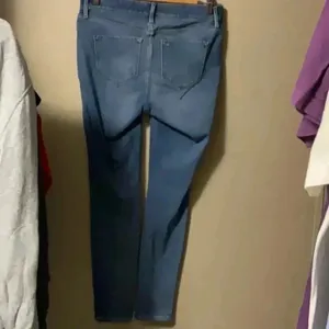 OLD Navy thumbnail 2