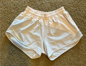 Lululemon Hotty Hot Shorts Butter Pink / Light Chrome Size 4 thumbnail 6
