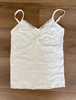 Brandy Melville White Lace Tank Top thumbnail 1