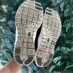 Nike Free Run 2 Women Size 8.5 thumbnail 5