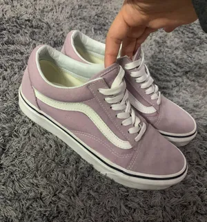 Vans thumbnail 1