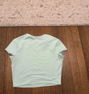 Alo Green Alosoft Short Sleeve Round Neck Crop Finesse Top thumbnail 4