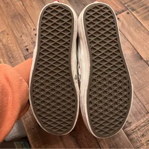 VANS DX‎ Rose 🌹 Embroidery Sneakers thumbnail 6