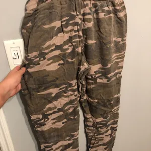 Storia Camo Joggers thumbnail 4