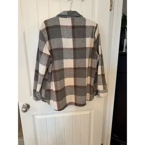Blank NYC Cream, Gray & Brown Plaid Shacket thumbnail 2