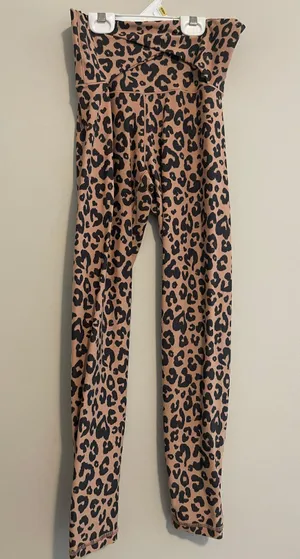 Aerie Cheetah Print Twist Leggings thumbnail 1