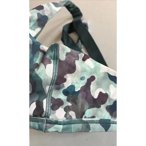 Spanx Low Impact Sports Bra Large Camo athletic yoga green full coverage thumbnail 7