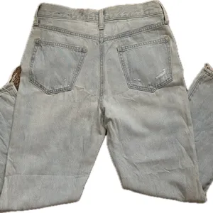 GAP jeans thumbnail 2
