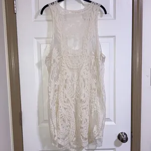 Simply Couture size large cream color sheer lace swimsuit coverup or dress thumbnail 3