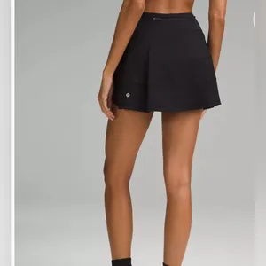 Lululemon. Pace Rival skirt, black size 4 tall thumbnail 3