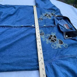 Andrew Sport size 1X boxy embroidered beaded velvet trim button down top. thumbnail 5