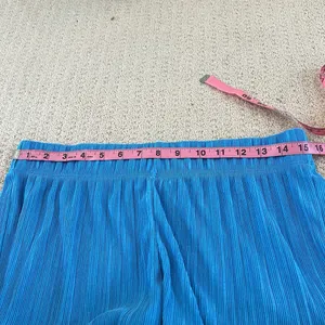 Colsie Plisse Blue Shorts Size M thumbnail 6