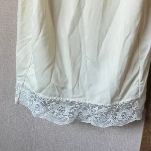 FINAL MARKDOWN Lace Trim vintage slip 36 thumbnail 5