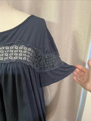 Pretty Torrid Navy Crochet Yoke Short Sleeve Top thumbnail 3
