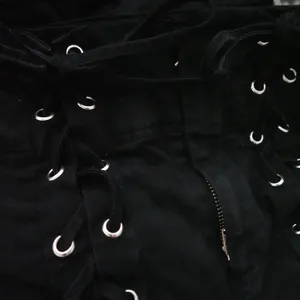 ALC Kingsley Black High Waist Skinny Leg Lace Up Corset Style Pants Size 0 thumbnail 3