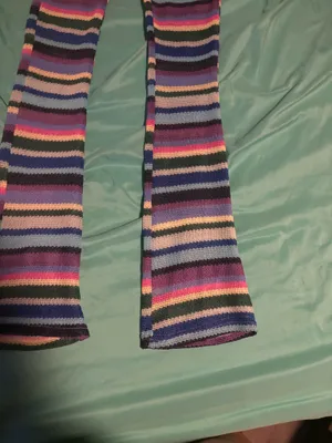 Women size small knitted pants Multiple thumbnail 4