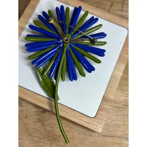 Vintage Blue & Green Flower Brooch Pin Handmade Glass Beads & Metal Backing thumbnail 10