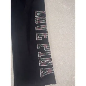 Victoria's Secret LOVE PINK christmas plaid wide leg sweat pants raw hem L thumbnail 4
