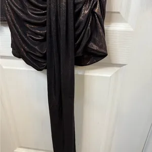 Zara One-Shoulder Shimmer Dress in Black thumbnail 4