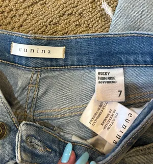 Jeans  thumbnail 5
