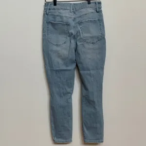 Good American Distressed Light Wash Cropped Jeans Size 12 / 31 thumbnail 12