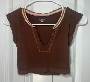 Out From Under Go For Gold Seamless Ribbed Crop Top Womens XS/S Brwon Split Neck thumbnail 1