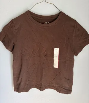 Universal Threads Brown cropped t-shirt thumbnail 1