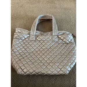 MZ Wallace Metro Tote Deluxe Medium Metallic Rose Gold Quilted Nylon Travel Bag thumbnail 4