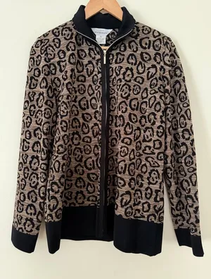 Exclusively Misook Animal Print‎ Leopard Sweater Cardican M Acrylic Travel Zip thumbnail 1