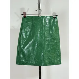 Porridge Anthropologie Women XS Mini Skirt Faux Leather Green Croc Embossed thumbnail 4