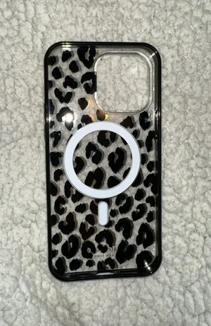 Kate Spade Iphone 14 Pro Max case thumbnail 2