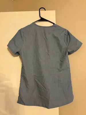 FIGS Scrubs Set Women’s thumbnail 8