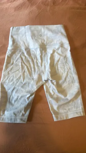 Lululemon Biker Shorts 6" thumbnail 2