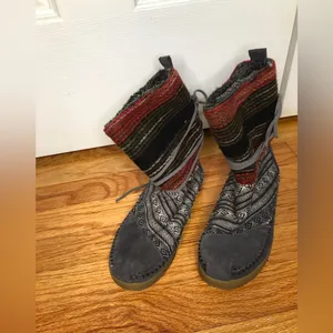 TOMS nepal boots red grey women’s size 6. Boho‎ bohemian aztec outdoor thumbnail 2