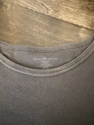 Brandy Melville Crop Top thumbnail 3