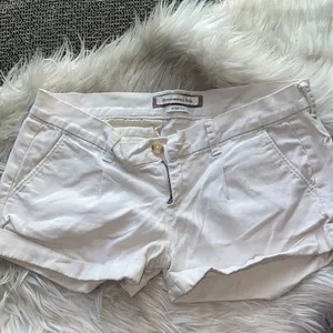 ✨ ABERCROMBIE & FITCH Chino Shorts✨ thumbnail 2