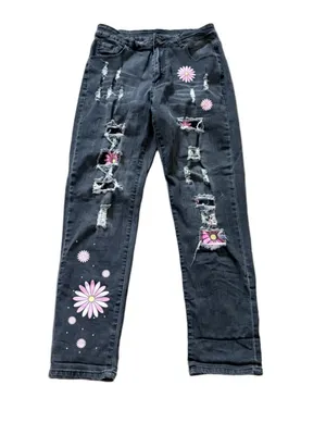 Wear Jeans Floral Patch Distressed Black Denim Jeans Size L (30” Waist) thumbnail 2