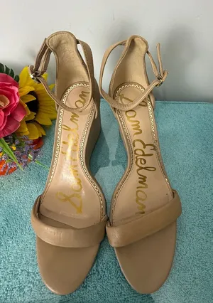 Sam Edelman Beige Nude Ankle-Strap Heeled Sandals thumbnail 1