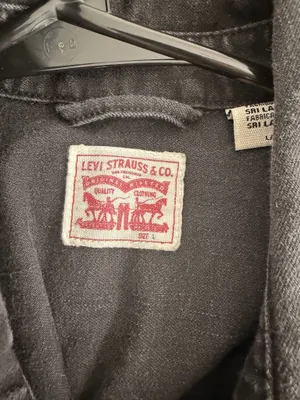 Levi’s Black Denim Button Down jacket thumbnail 4