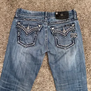Miss Me Bootcut Jeans Women 26 Blue Good Rhinestone Embellished JE5453B7L thumbnail 2